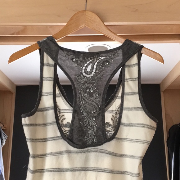 Women’s MissMe Jeweled Embroidered Tank - Picture 2 of 4